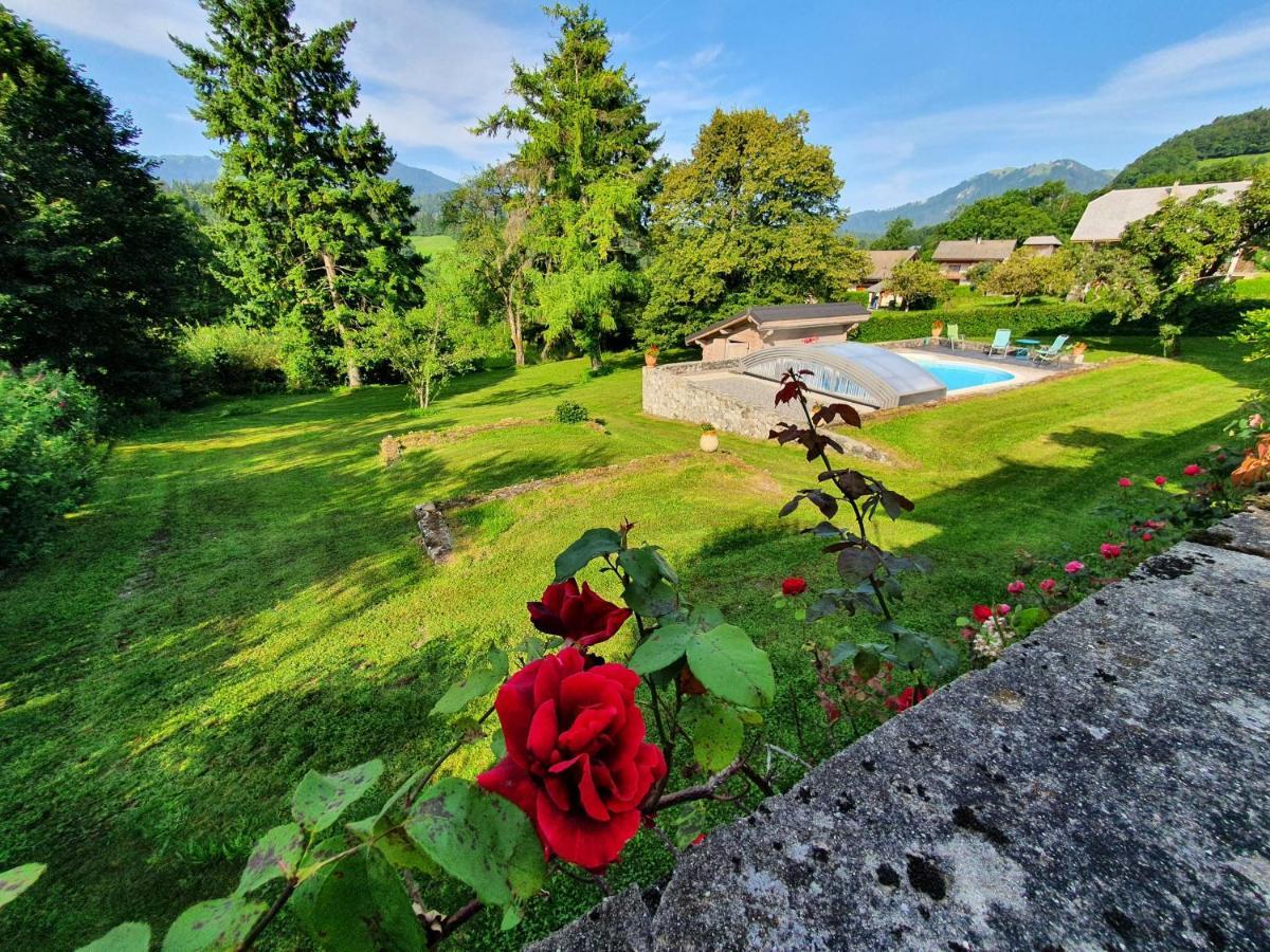 La Belle Des Praz Mieussy Exterior foto