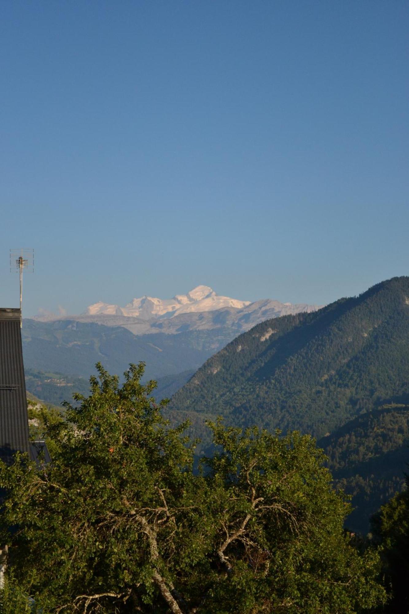 La Belle Des Praz Mieussy Quarto foto